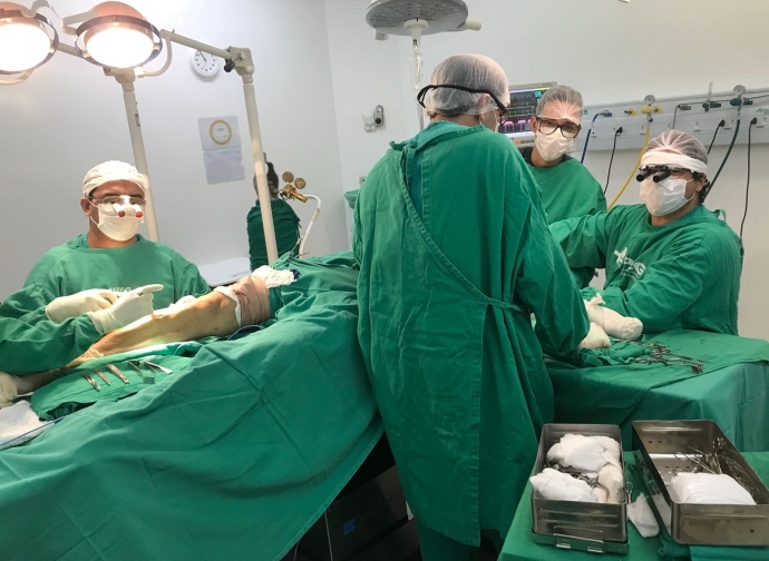 Prefeitura de Almenara disponibiliza profissionais para realização de cirurgias ortopédicas de urgência no Hospital Deraldo Guimarães